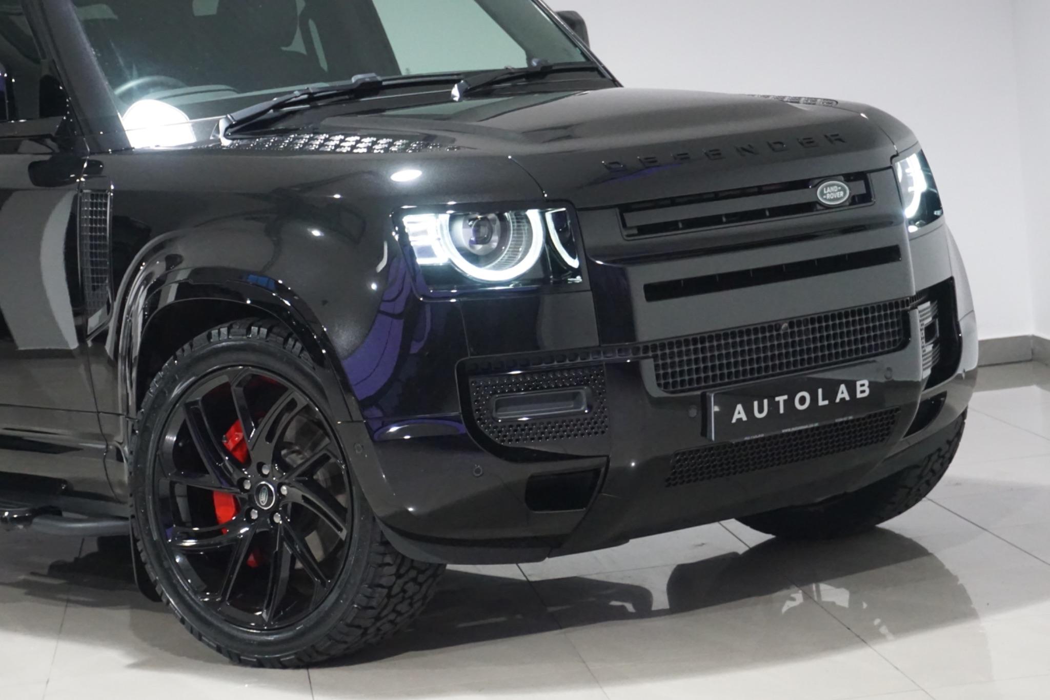Land Rover Defender 110 3.0 D300 MHEV X-Dynamic SE Auto 4WD Euro 6 (s/s) 5dr